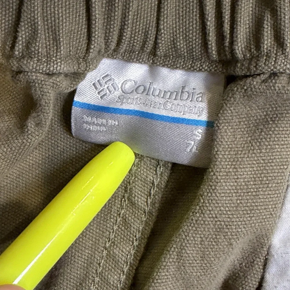 Vintage Columbia PFG Cargo Shorts Mens Small Khaki Beige Cotton Fishing Elastic